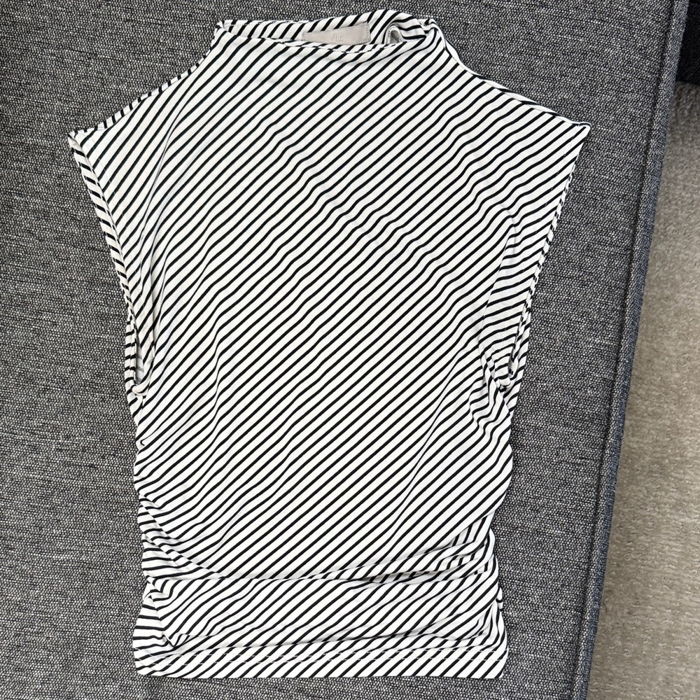 H&M Striped Black and White Women's Top